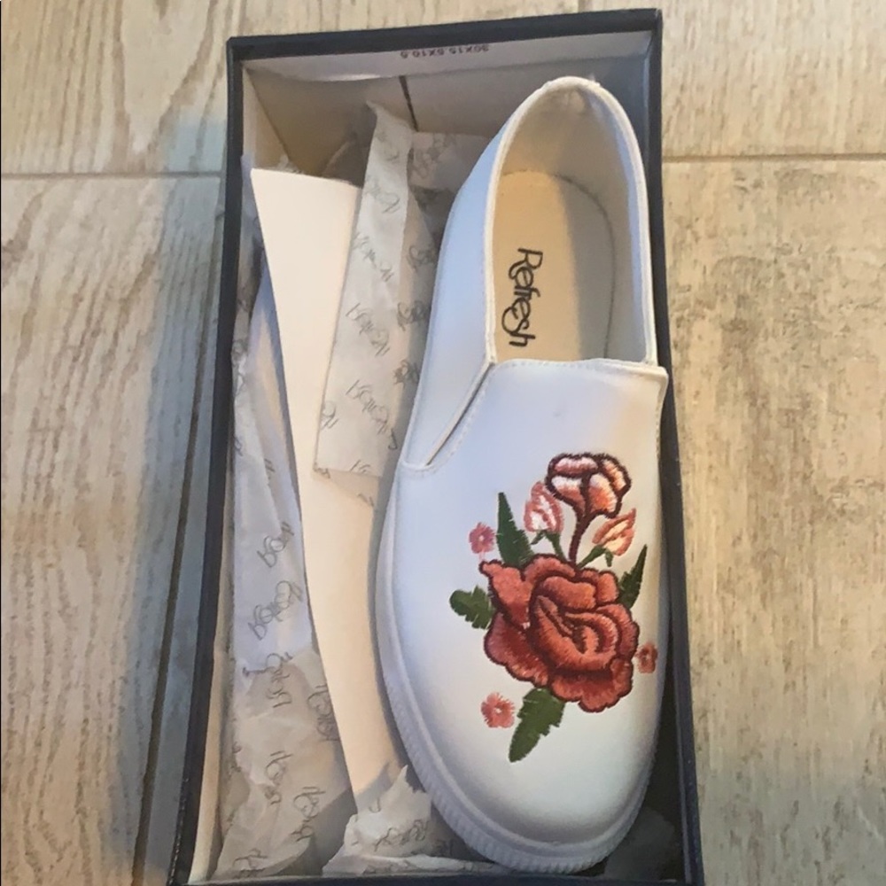 Embroidered slip on sneakers